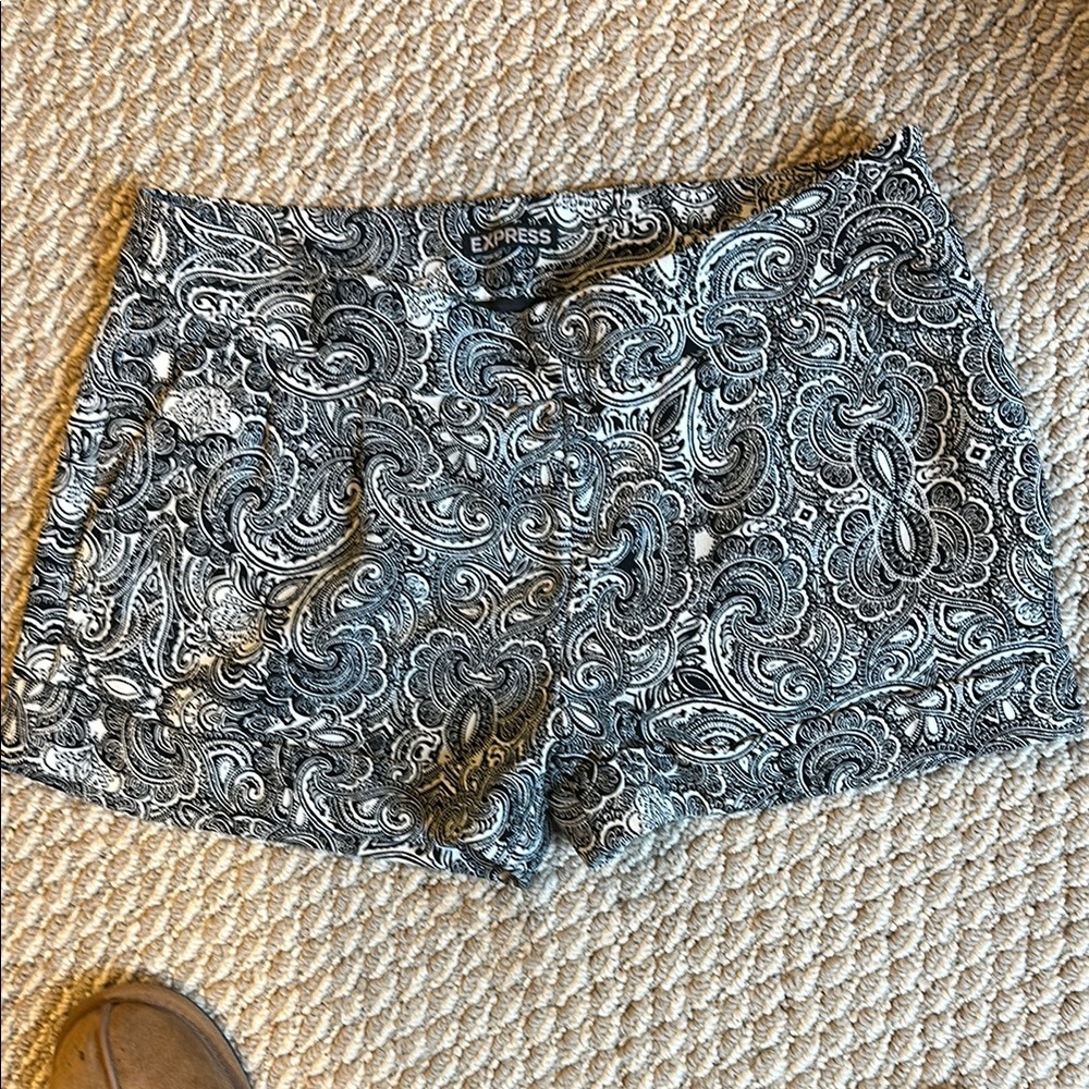 Express High Waist Black and White Paisley Shorts